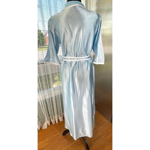 Vintage 80s house dress, baby blue nylon robe, assorted tiebelt - Picture 4 of 10